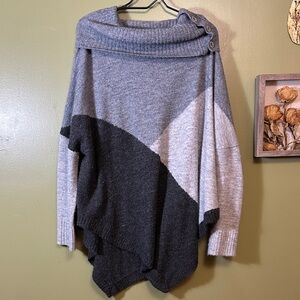 DB Sunday Gray and Black Women's tunic Sweater one size